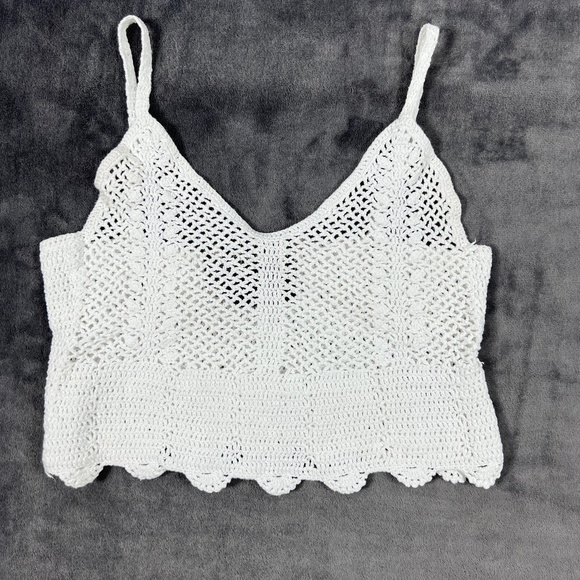 Chandelier crocheted crop top - Picture 1 of 6